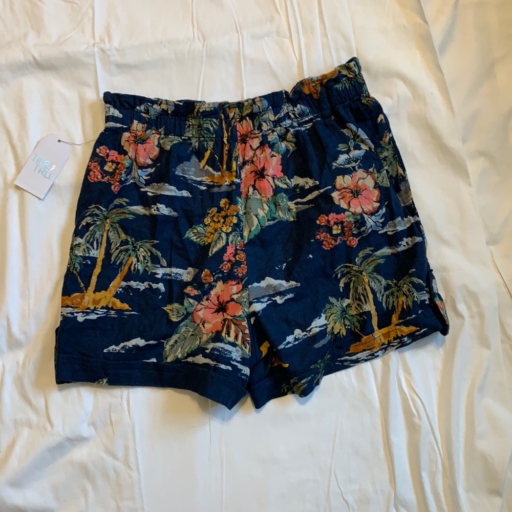 Time and Tru shorts